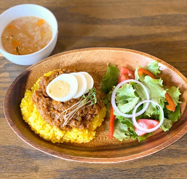 【新登場!】ドライカレー(スープ付)